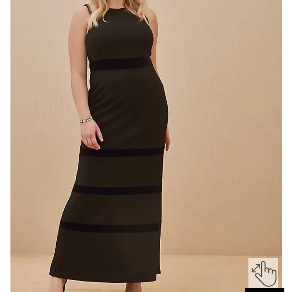 Torrid SPECIAL OCCASION BLACK CREPE SCUBA KNIT & VELVET STRIPE GOWN NWT 20 plus